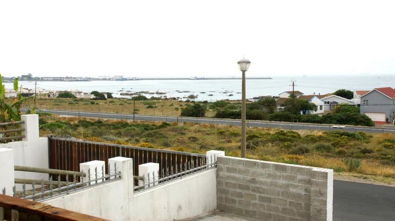 3 Bedroom Property for Sale in Britannica Heights Western Cape